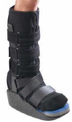 MaxTrax Diabetic Walker Boot for Adults, Medium Tall * Non-Pneumatic Foot Support by MaxTrax, Part Number 79-95455