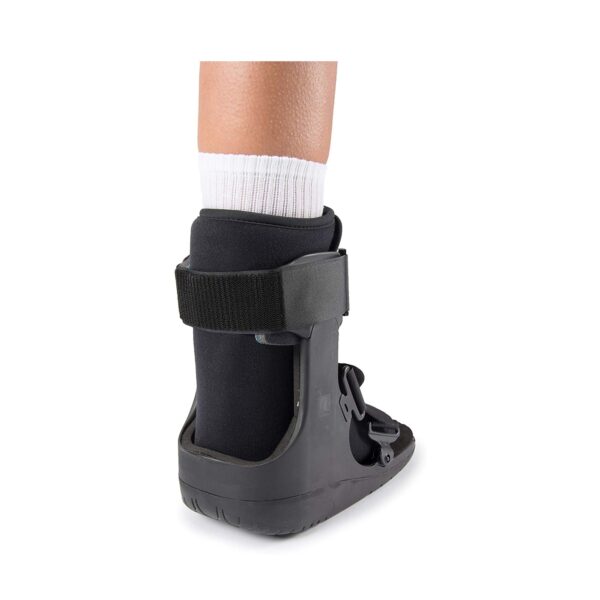 Ossur FormFit Non-Pneumatic Walker Boot for Adults, Medium Short - Black (Part No. W0700BLK) - Image 3