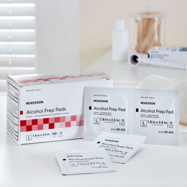 McKesson Alcohol Prep Pad with Isopropyl Alcohol * 4.5 x 9 cm, 70% Strength, Sterile, Large, 100 Count - Image 7