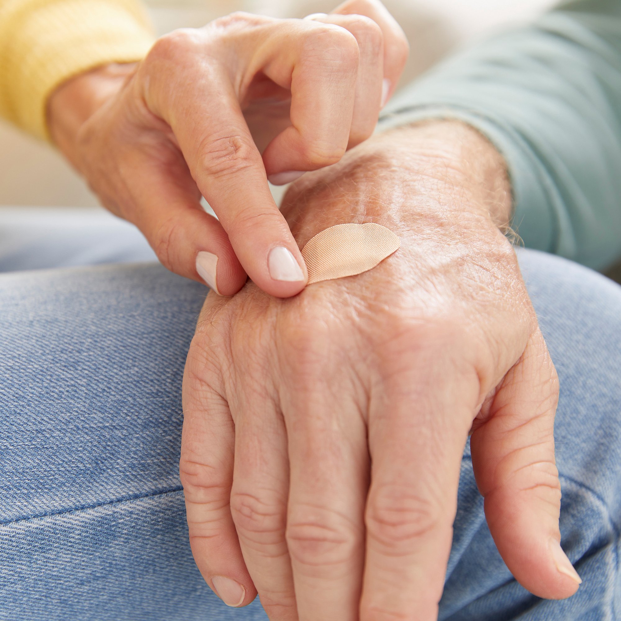 18e6a23facc04fa9feba7b6278a580538afb5f5a-1