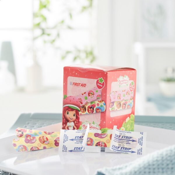American White Cross Stat Strip Strawberry Shortcake Kid's Adhesive Bandages - 3/4 x 3 Inches - Image 7