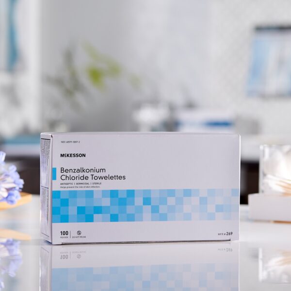 McKesson Benzalkonium Chloride Antiseptic Skin Wipes – 5 x 7 Inch Sterile Towelettes (100 Count) - Image 9