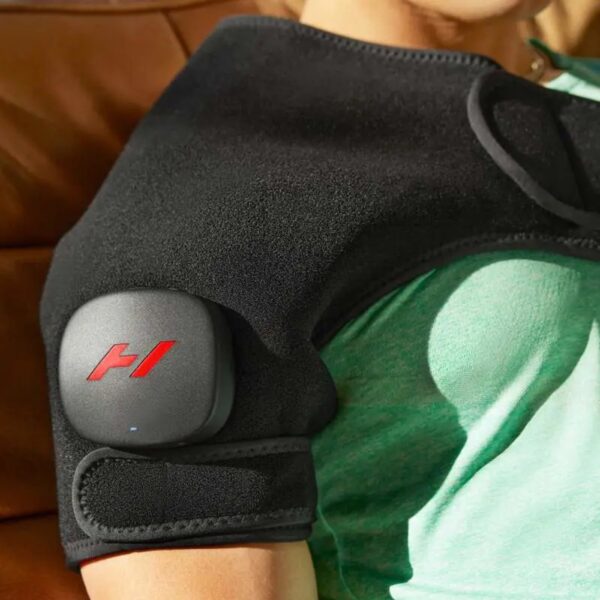 Hyperice Venom 2 Shoulder Heat & Massage Therapy Wrap for Right Shoulder - Image 3