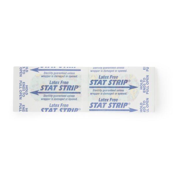 Looney Tunes* Stat Strip? Tweety Design Adhesive Bandage 3/4 x 3 Inches - Image 3