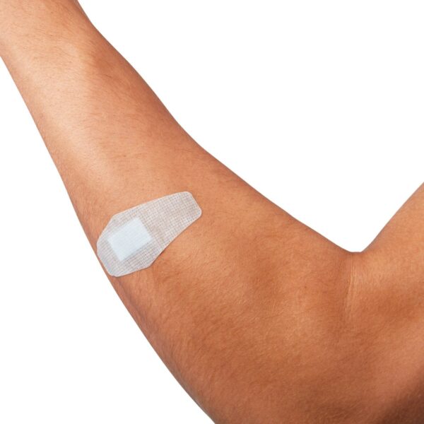 Nexcare* Sensitive Skin White Adhesive Strips - Assorted Sizes for Gentle, Long-Lasting Wound Care - Image 7