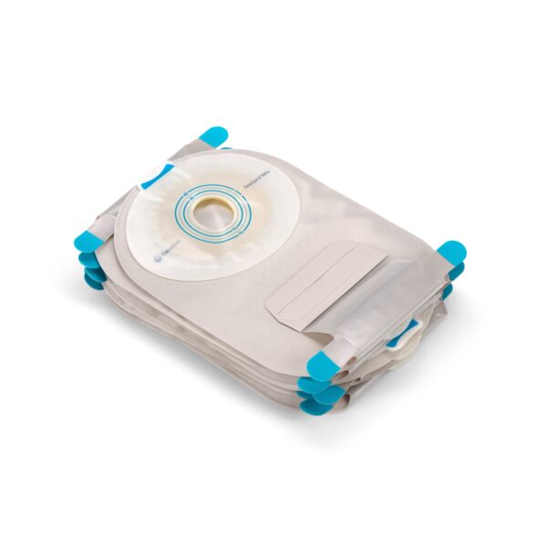 SenSura® Mio Flat 1-Piece Transparent Ostomy Pouch with 38mm Stoma - 11 Inch Maxi Length, 655 mL Capacity - Image 4