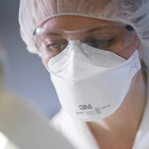 3M Aura Particulate Respirator N95 Mask, Flat Fold, NonSterile, White, Model 9205+ - Image 3
