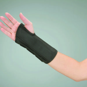DeRoyal® Cock-Up Wrist Brace for Left Hand, Medium, 8 Inch, Black, Model 5073-08