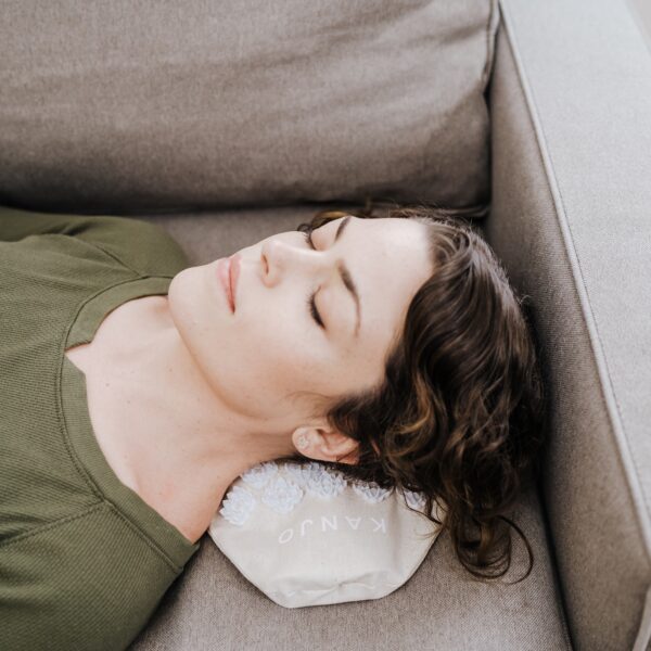 Kanjo Acupressure Pillow with Hot and Cold Water Bottle for Muscle and Pain Relief - Image 6
