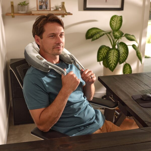 Homedics® Pro Therapy Vibration Neck Massager with Heat - Hand-Held Self-Help Aid - Image 4