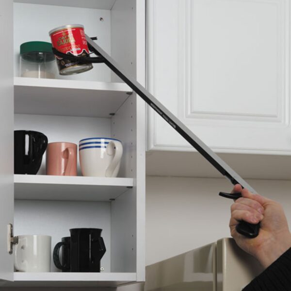 Drive Medical 32-Inch Aluminum Reaching Aid with Pistol Grip and Open Jaws - Image 3